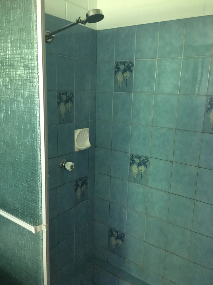 Magnetic Retreat Holiday Units