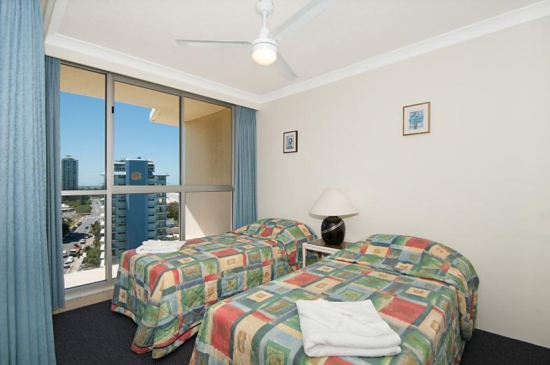 Beachside Tower Apartments