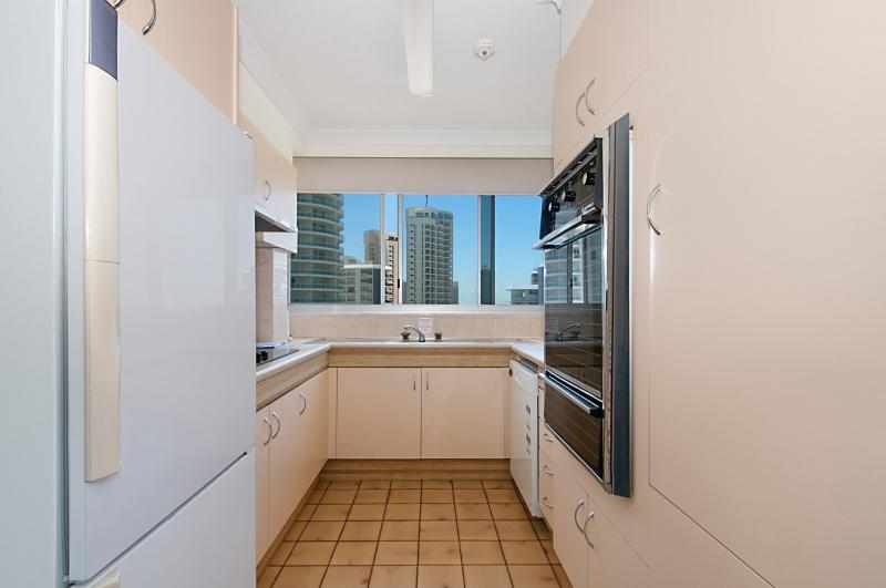 Beachside Tower Apartments