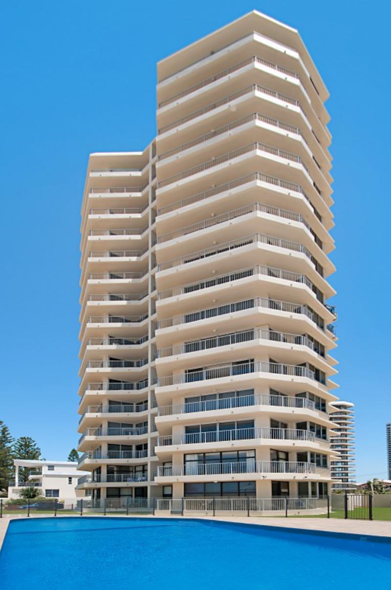Beachside Tower Apartments