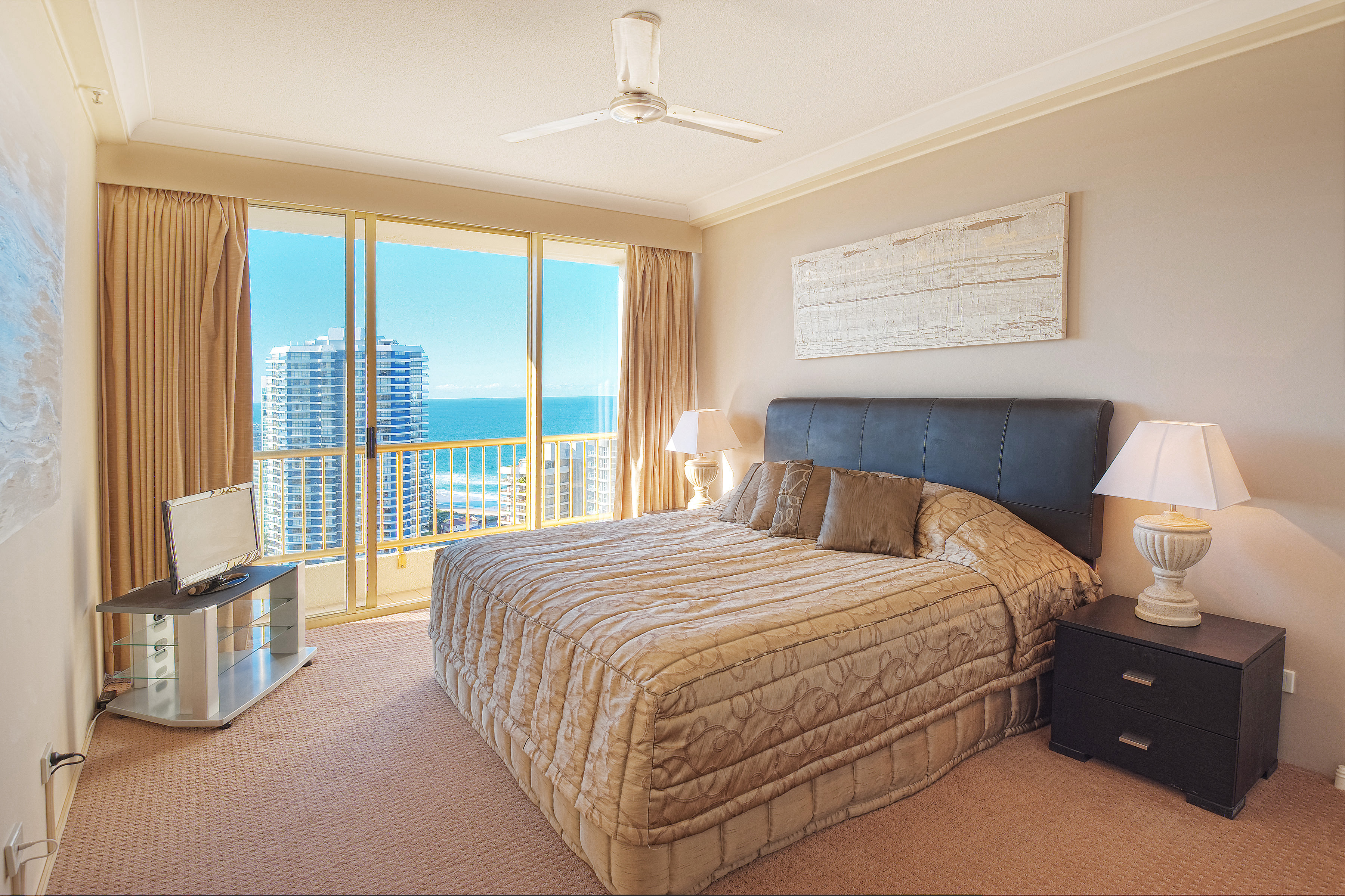 Contessa Condominiums