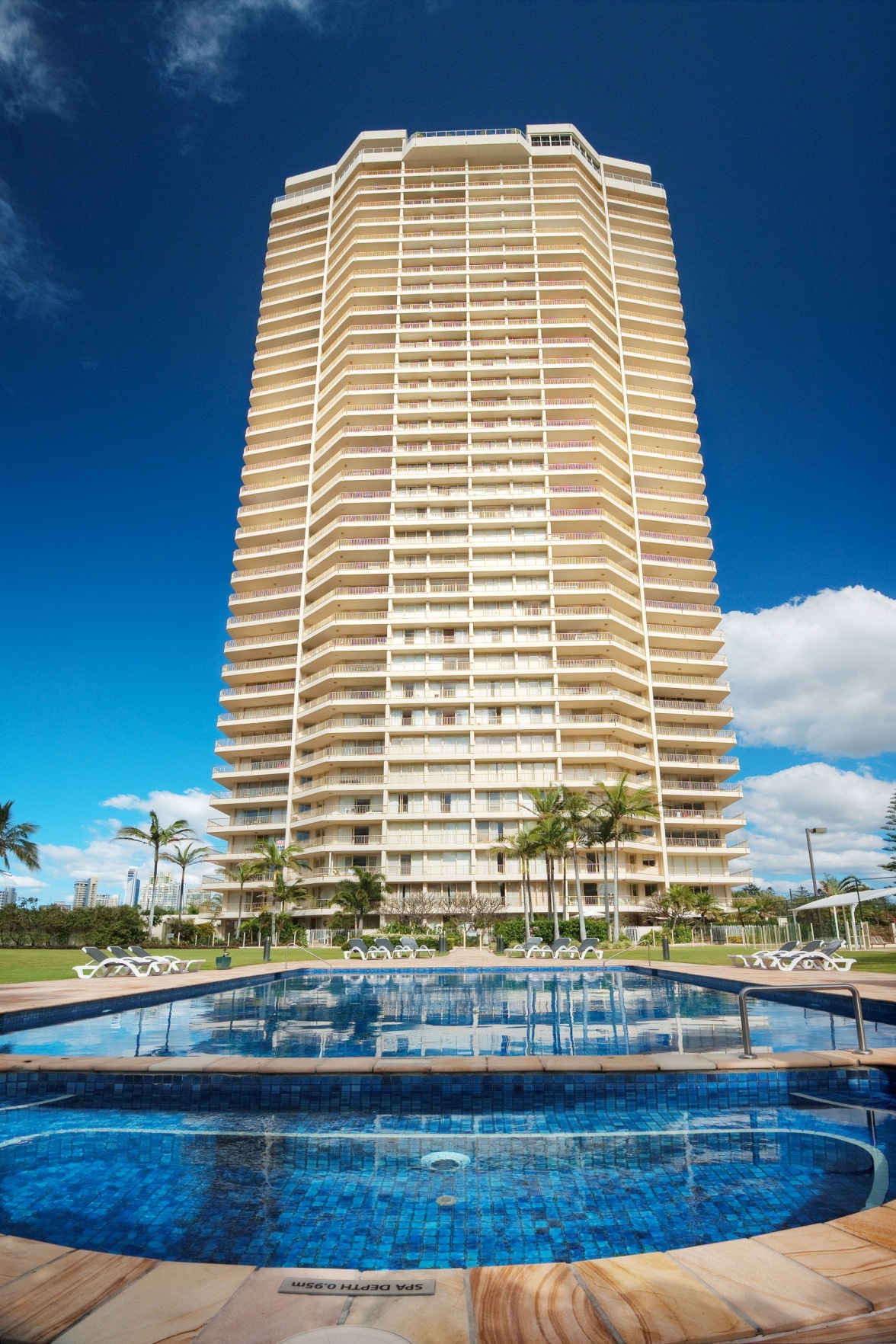 Contessa Condominiums