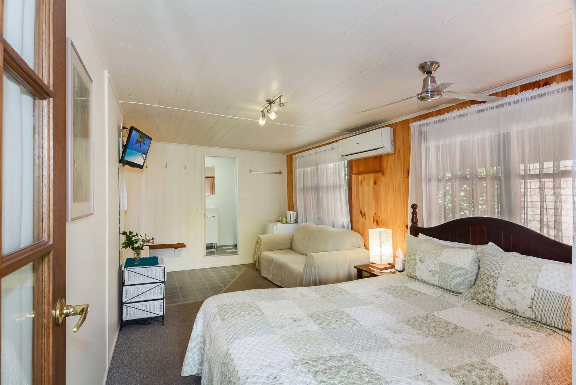 Peppertree Cottage Bed And Breakfast