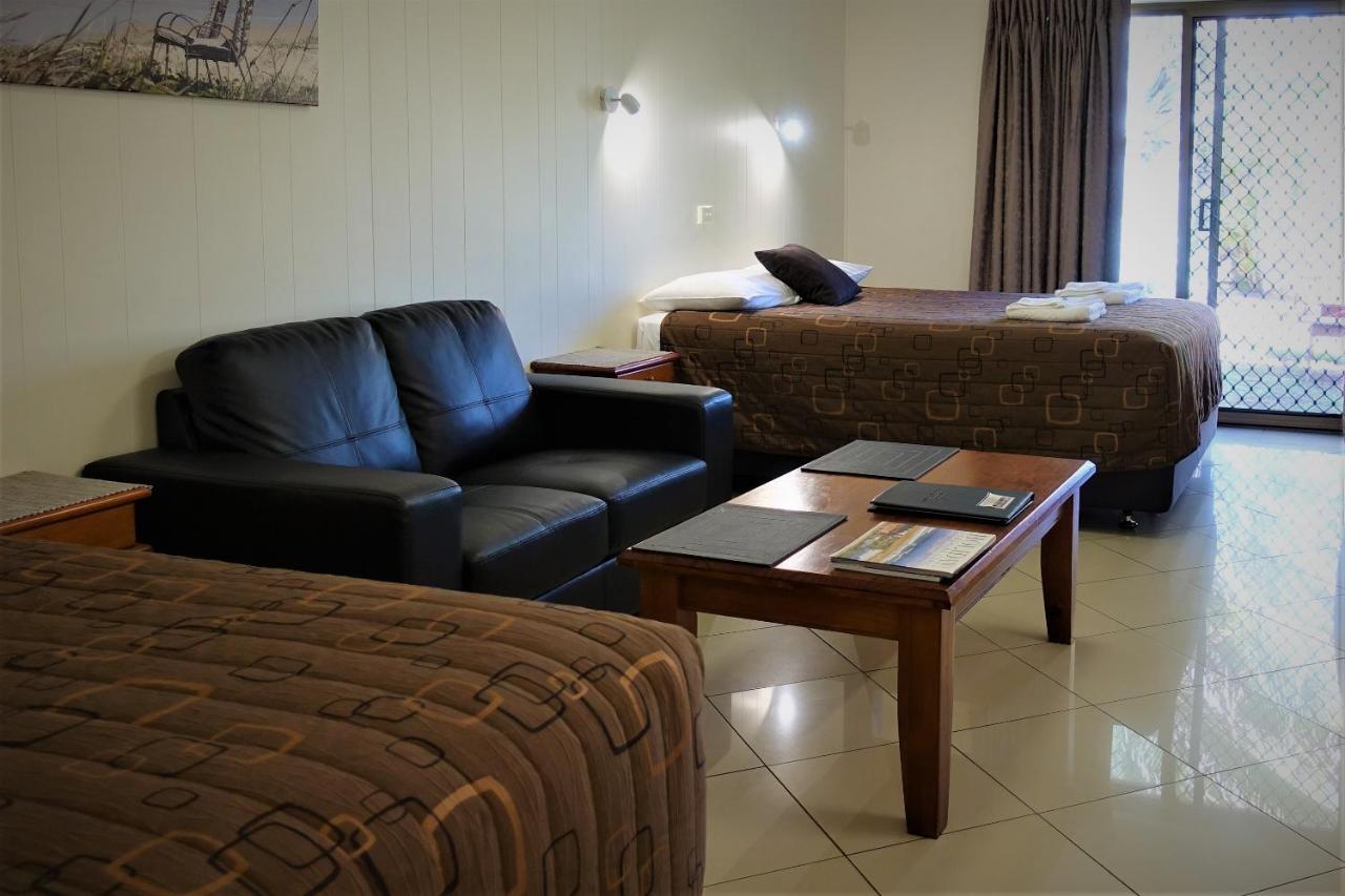 Pacific Palms Motor Inn