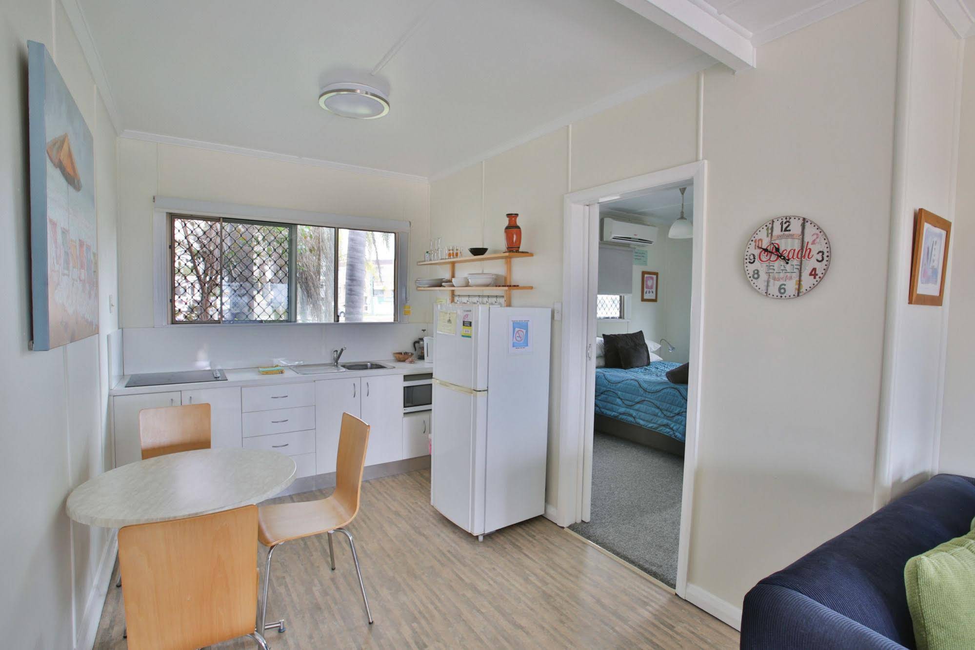 Pale Pacific Holiday Units