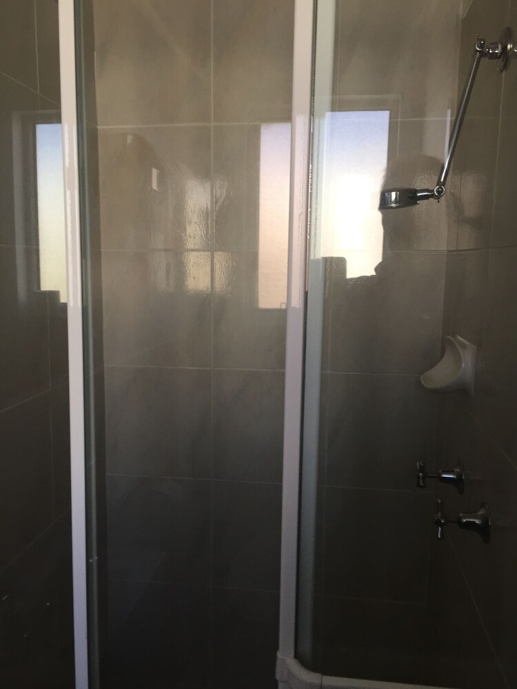 Burlington Holiday Apartments