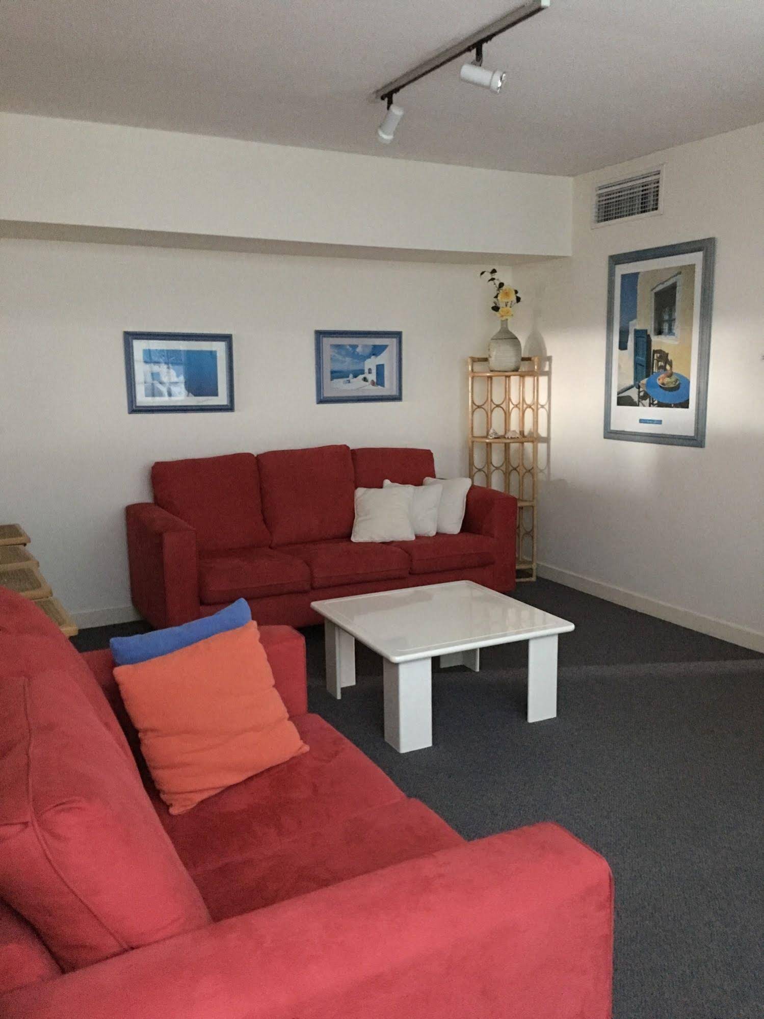 Camargue Beachfront Apartments