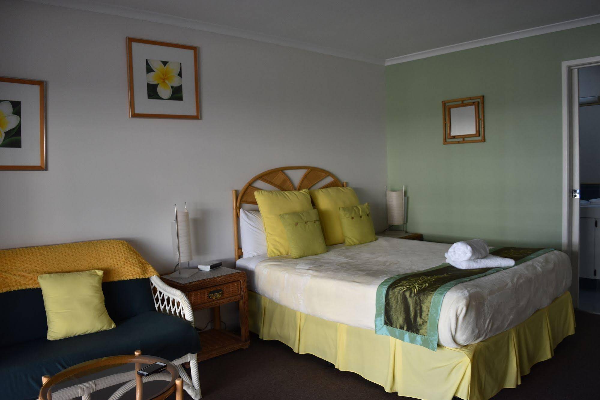 Cotton Tree Beach Motel