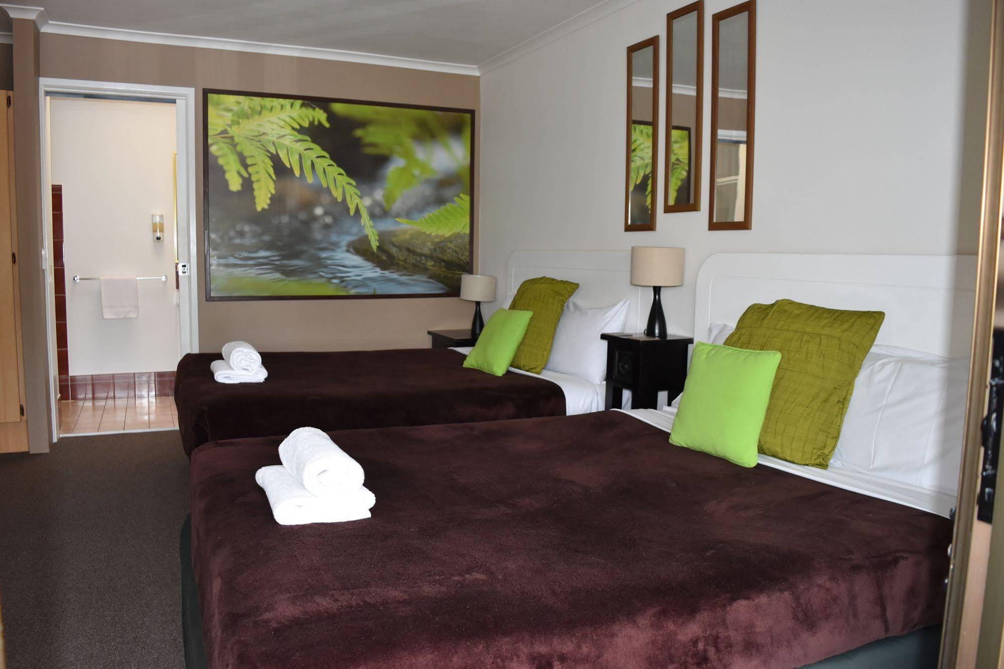 Cotton Tree Beach Motel