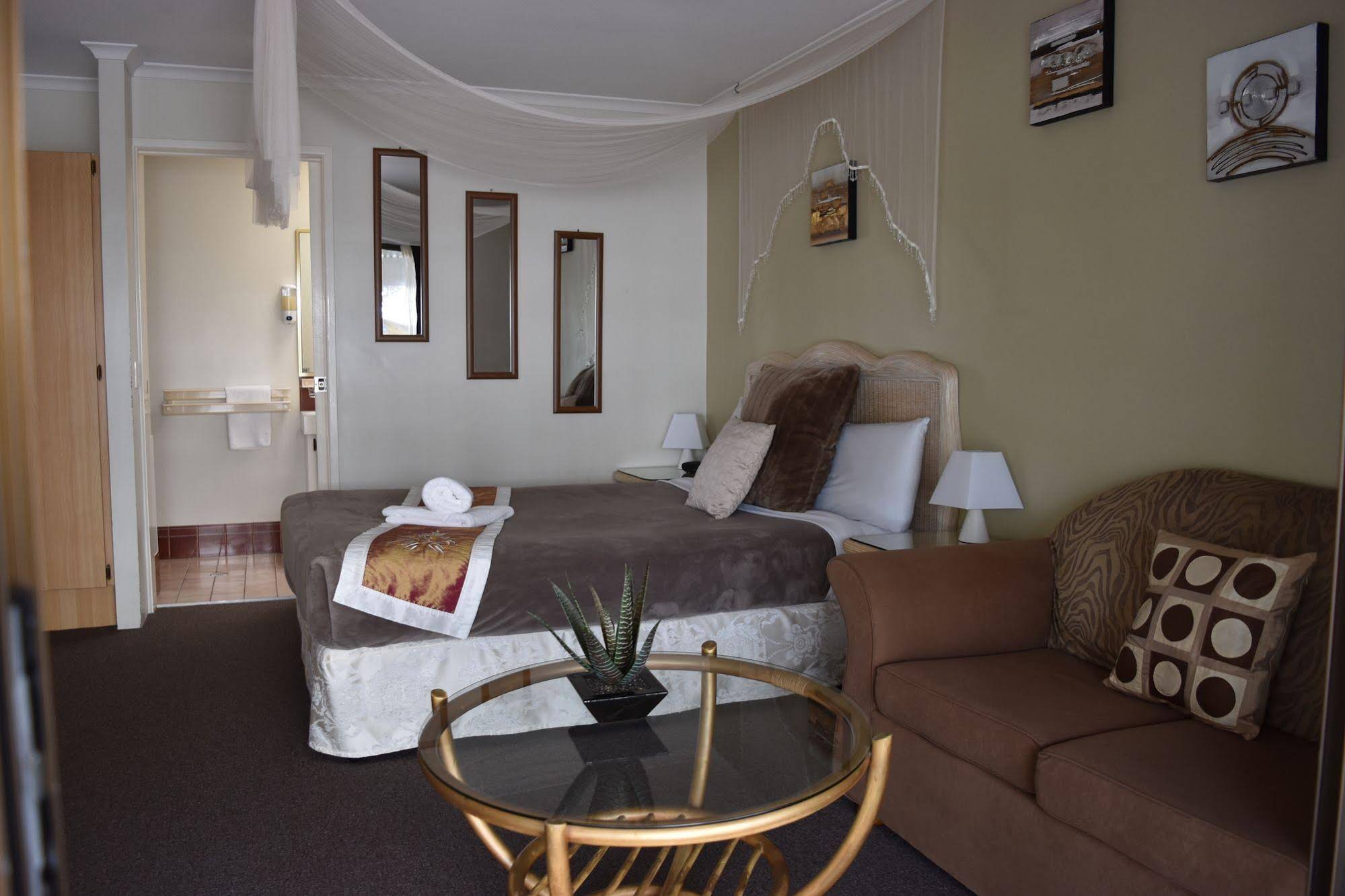 Cotton Tree Beach Motel