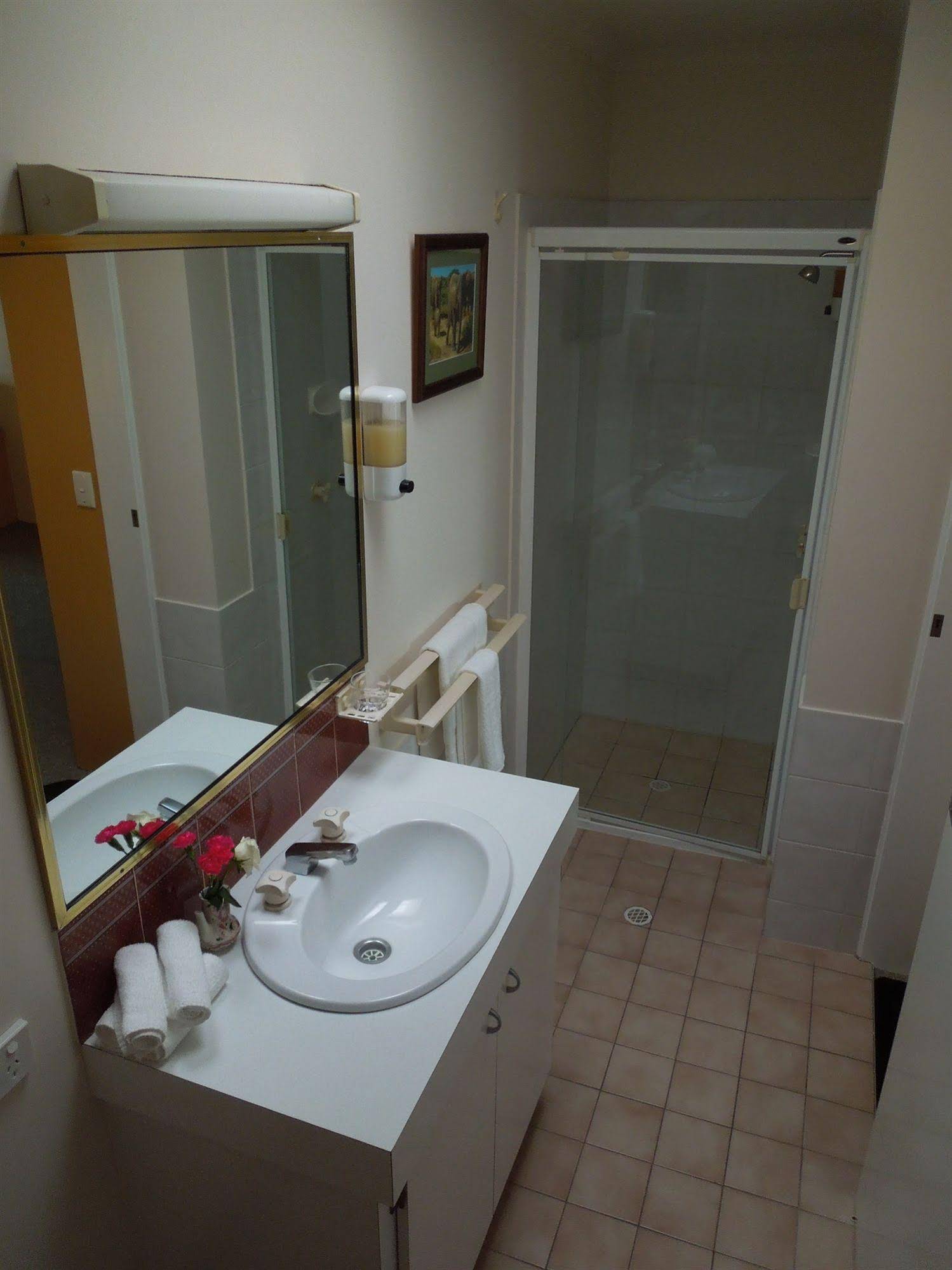 Cotton Tree Beach Motel