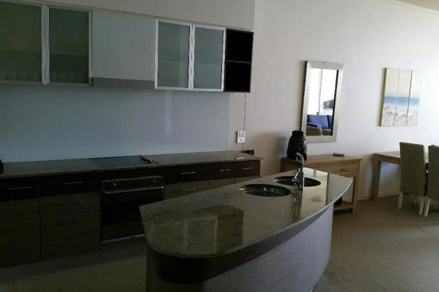 Waves Maroochy River