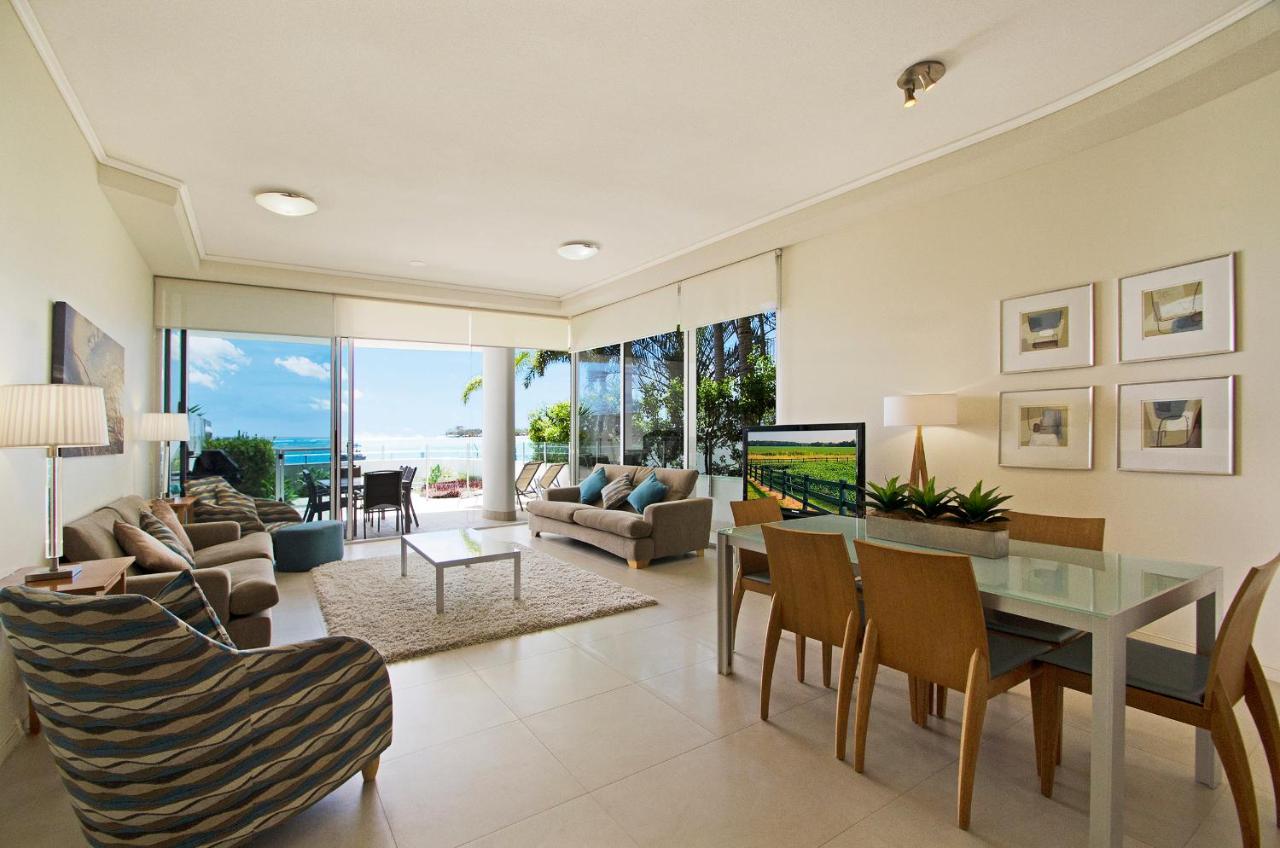 Waves Maroochy River