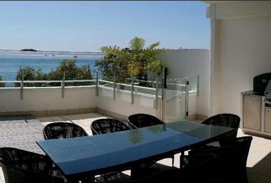 Waves Maroochy River