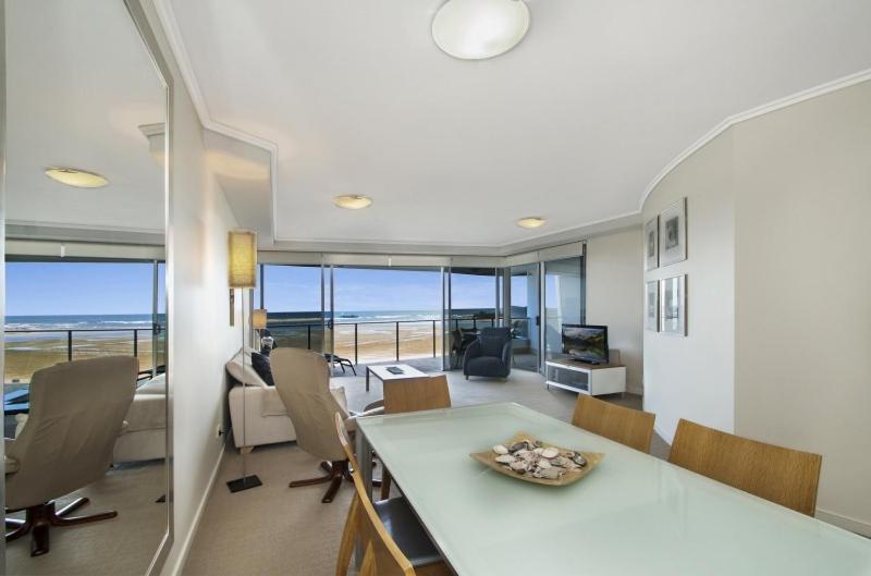 Waves Maroochy River