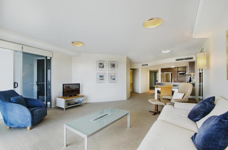 Waves Maroochy River