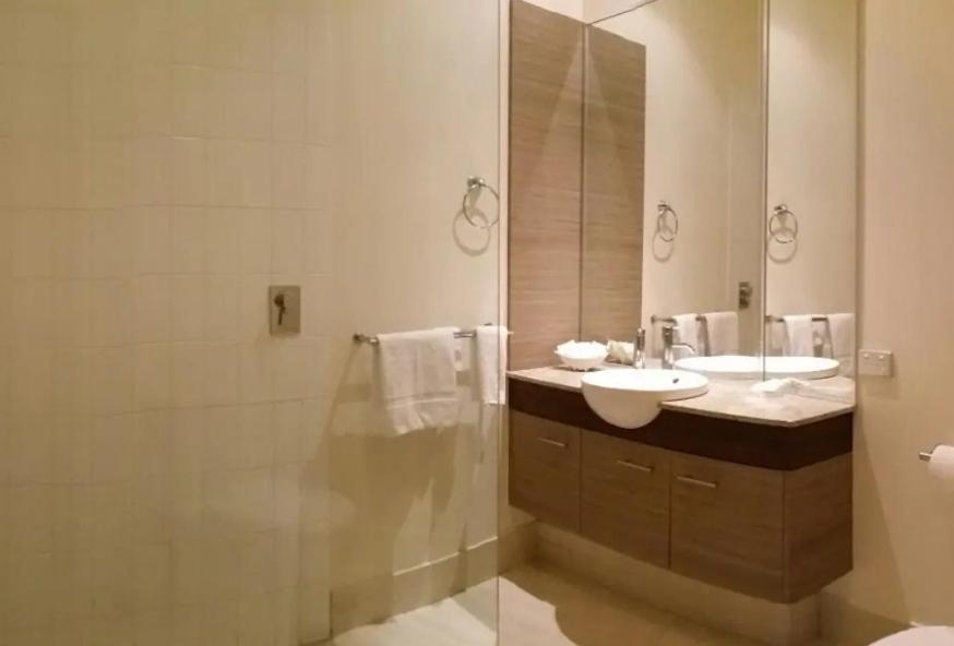 Waves Maroochy River