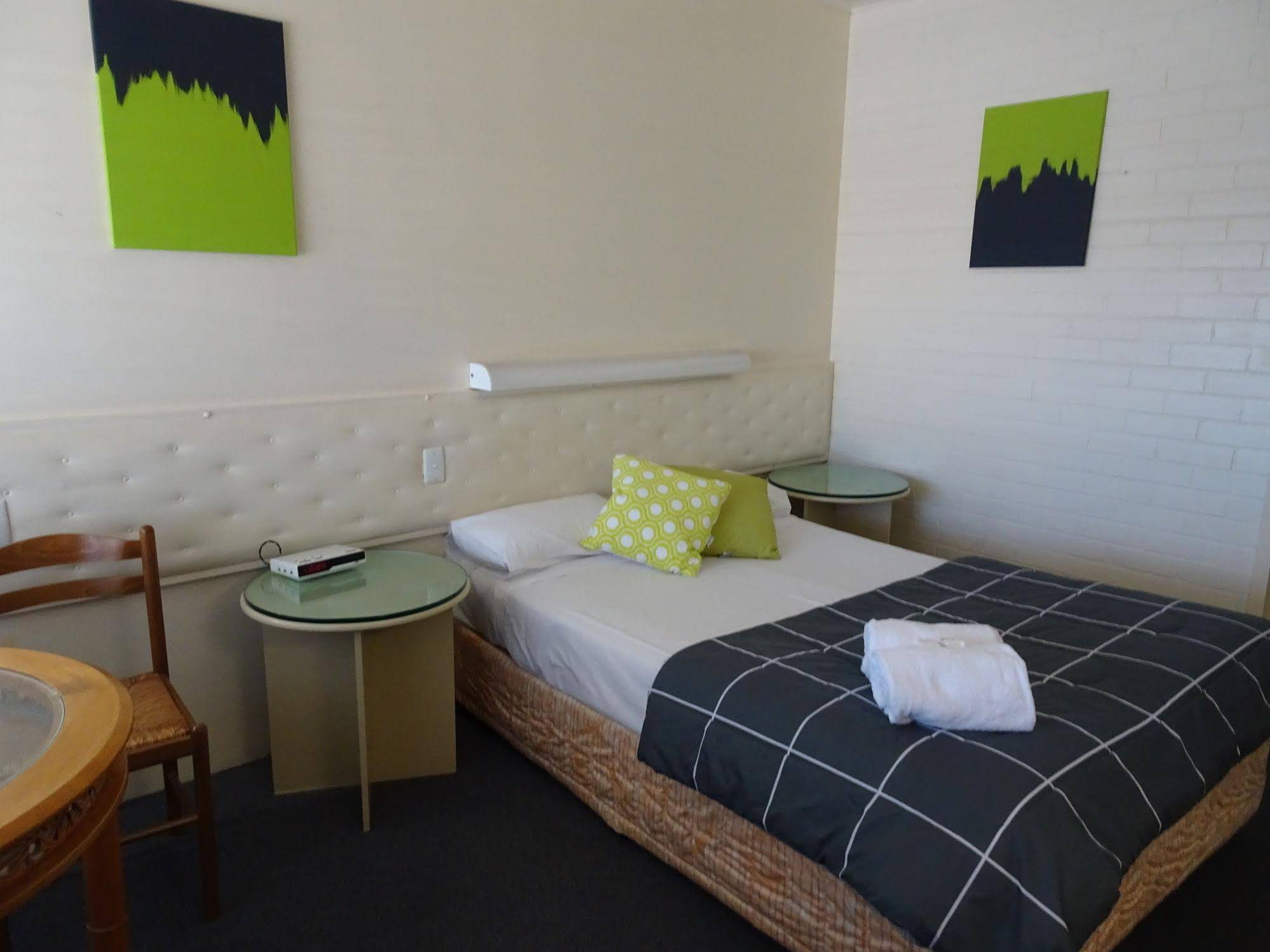 Arkana Motel