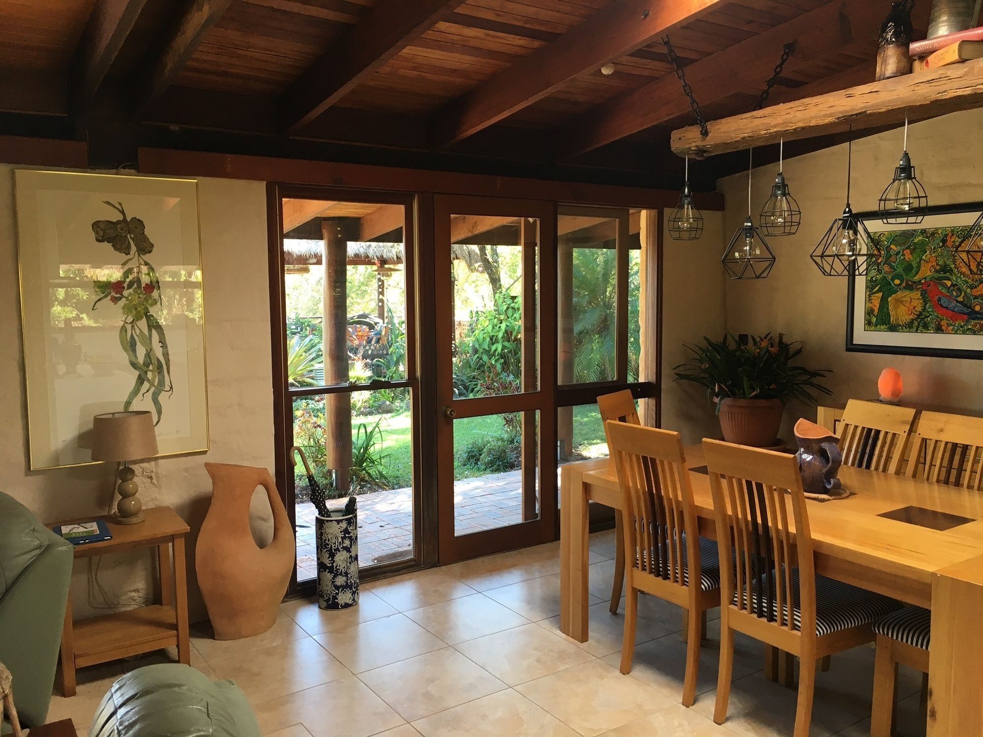 Hinterland Hideaway