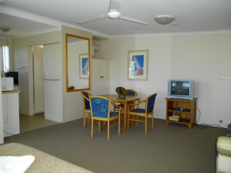 A' Montego Mermaid Beach Motel