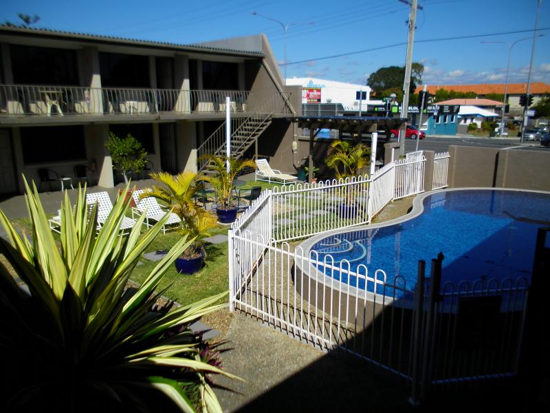 A' Montego Mermaid Beach Motel