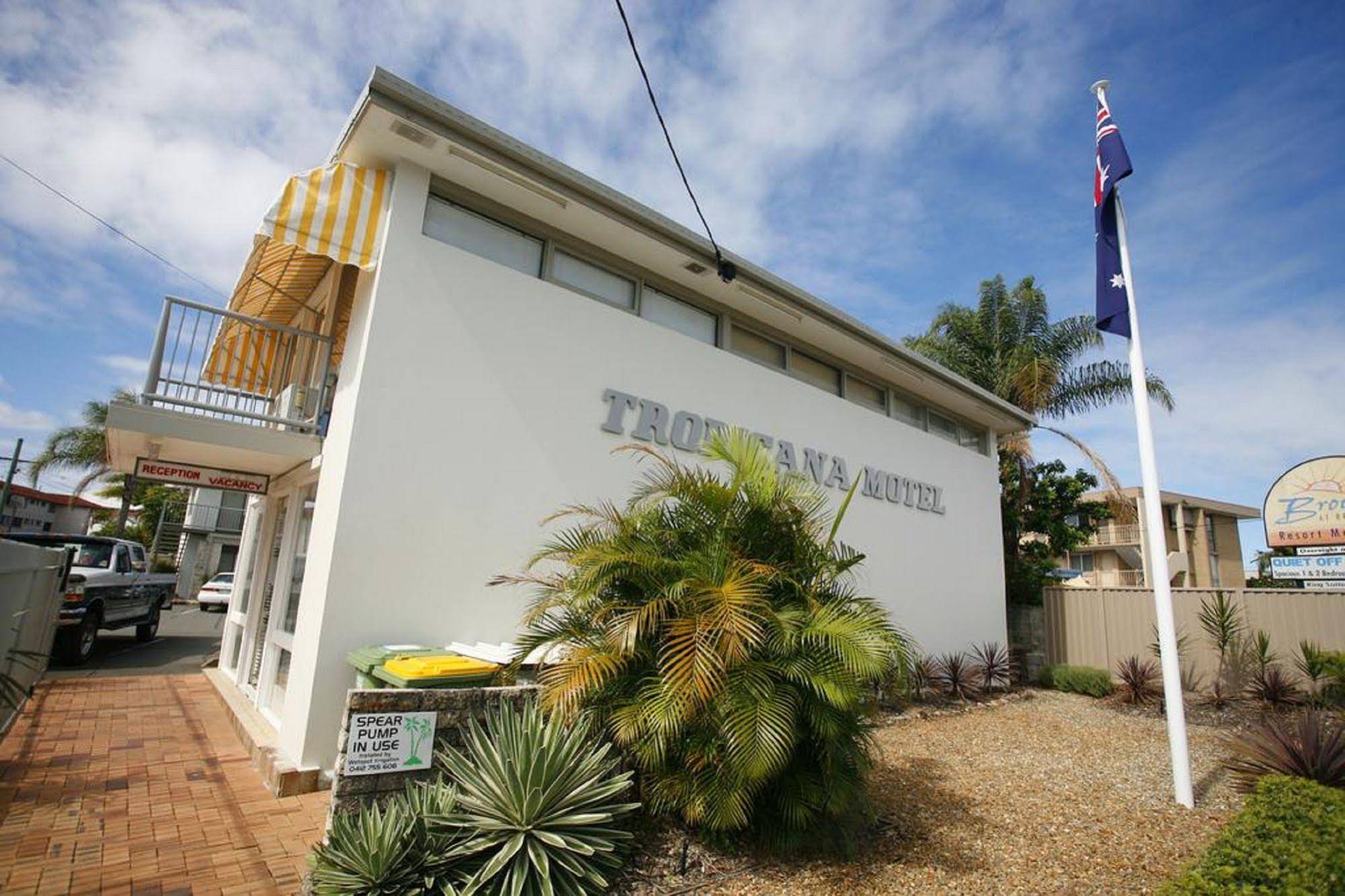 Tropicana Motel