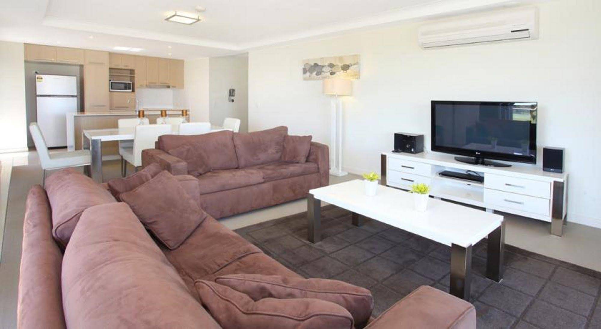 Signature Waterfront Apartments