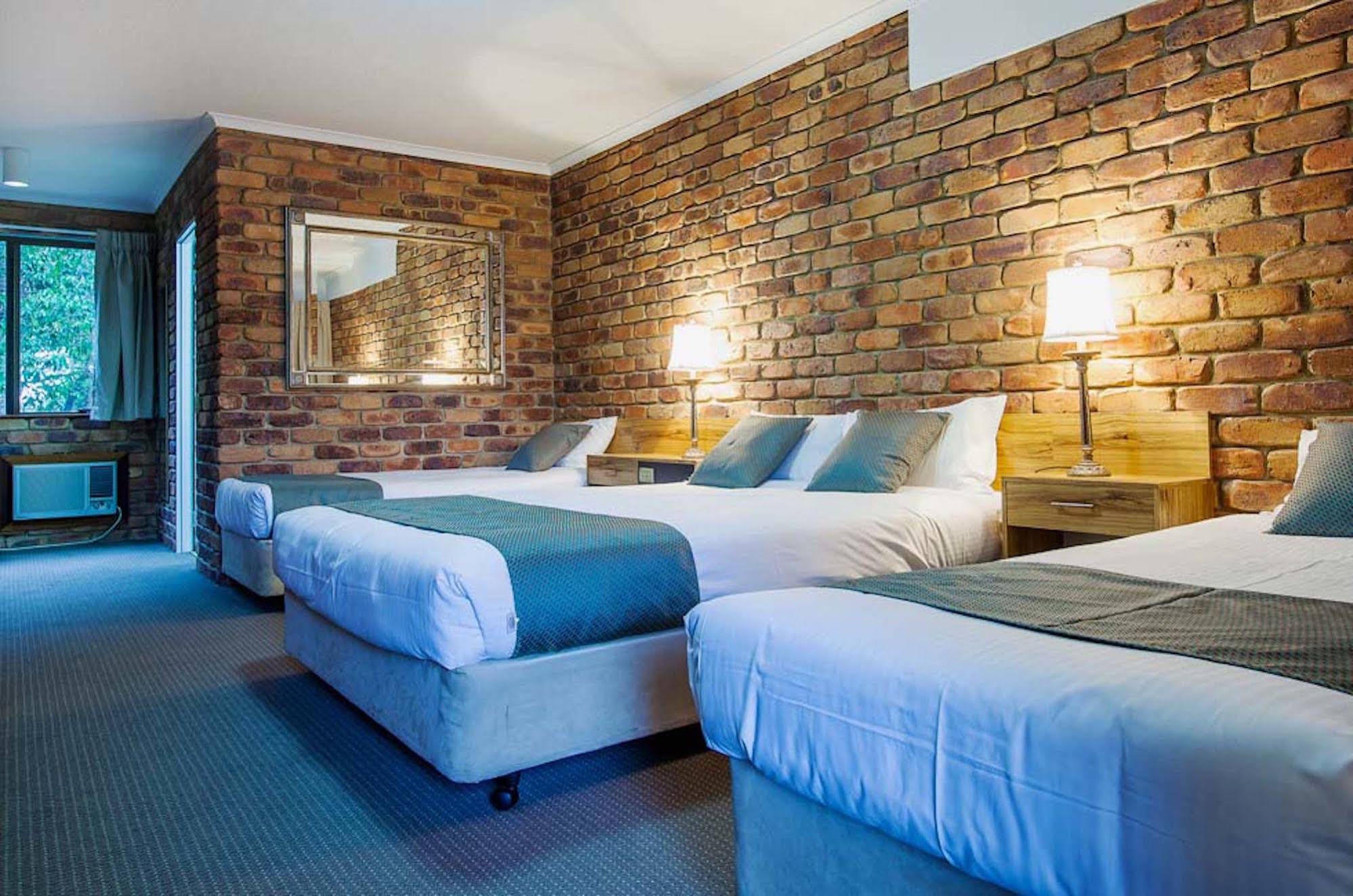 Montville Mountain Inn Resort