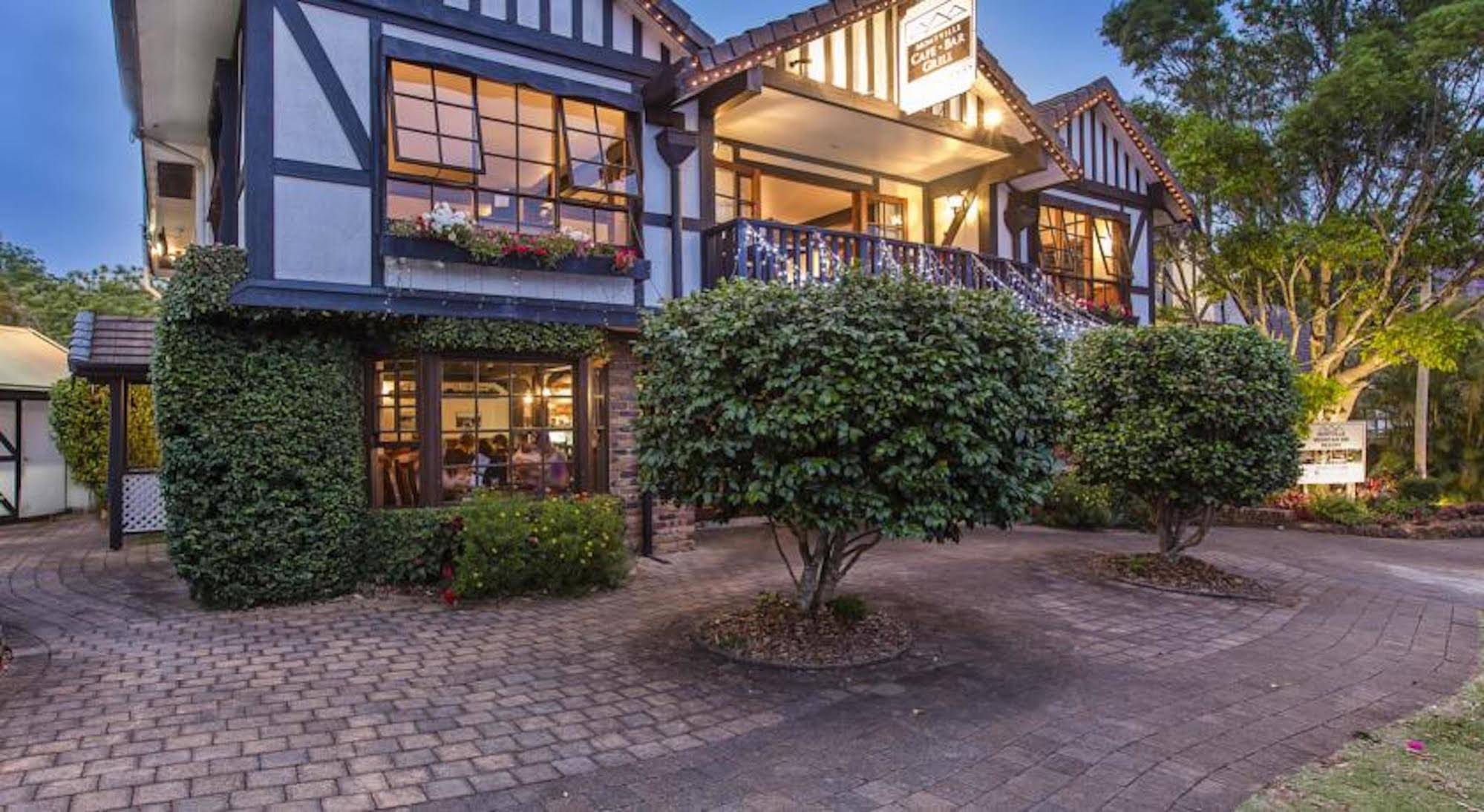 Montville Mountain Inn Resort