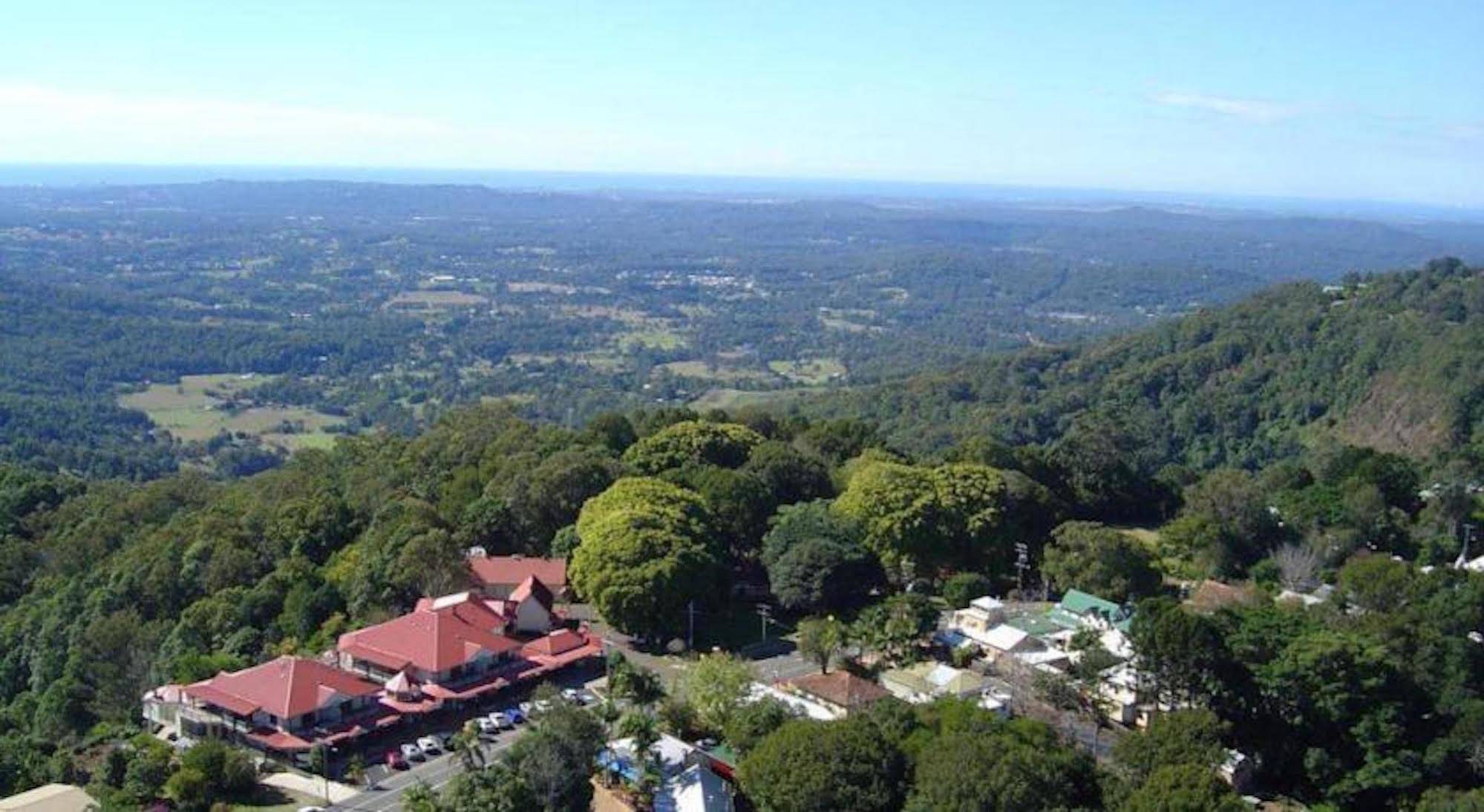 Montville Mountain Inn Resort