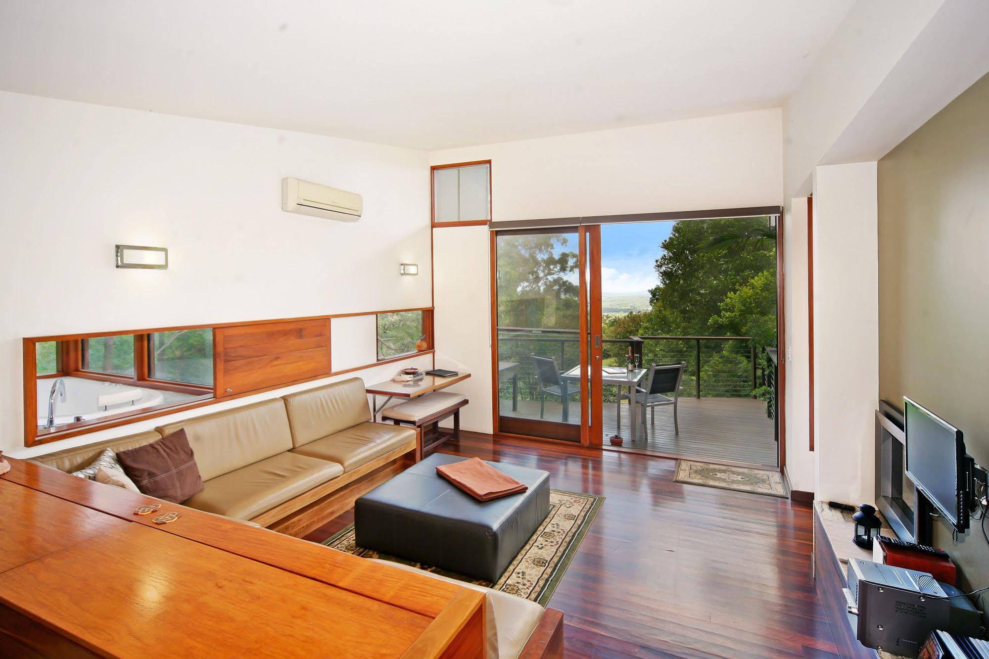 Montville Oceanview Cottages