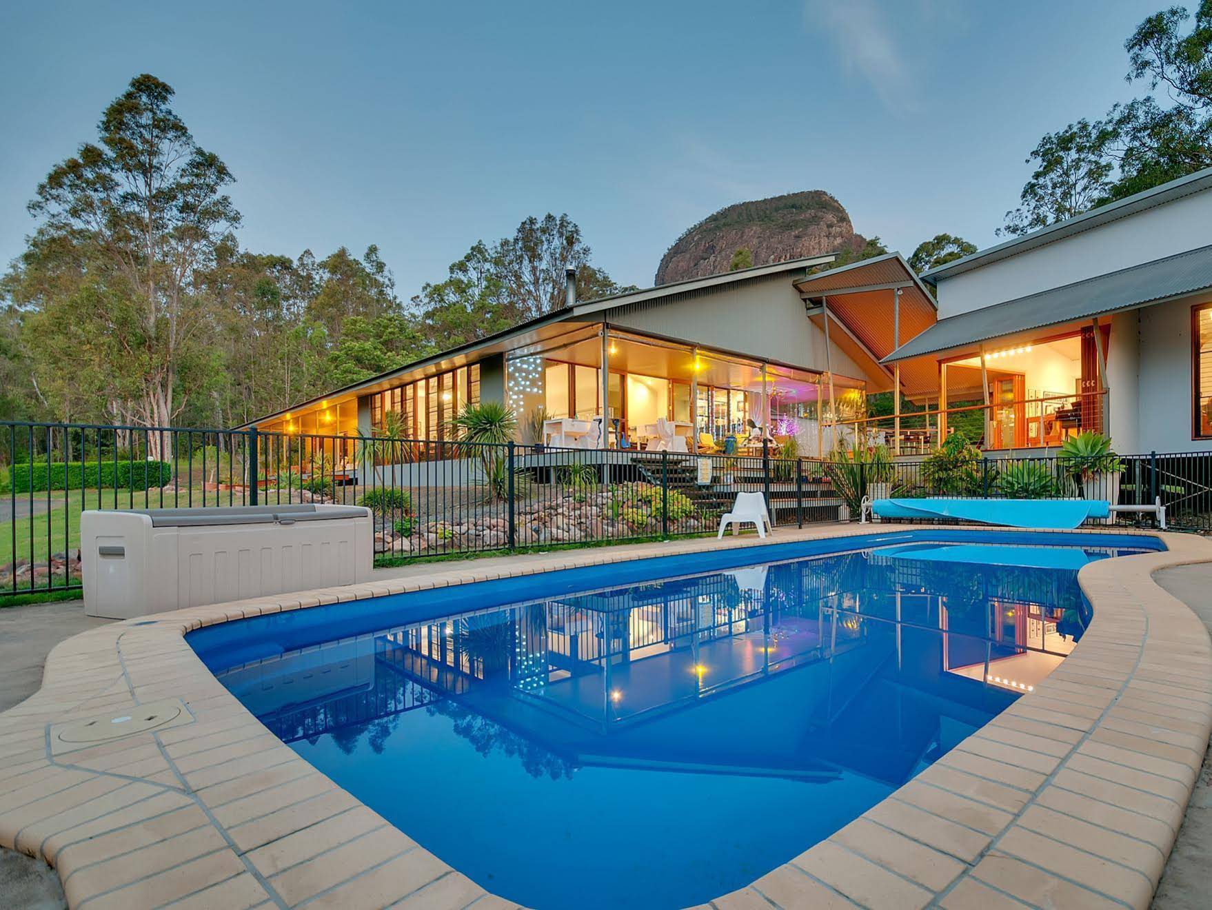 Zengarra Country House