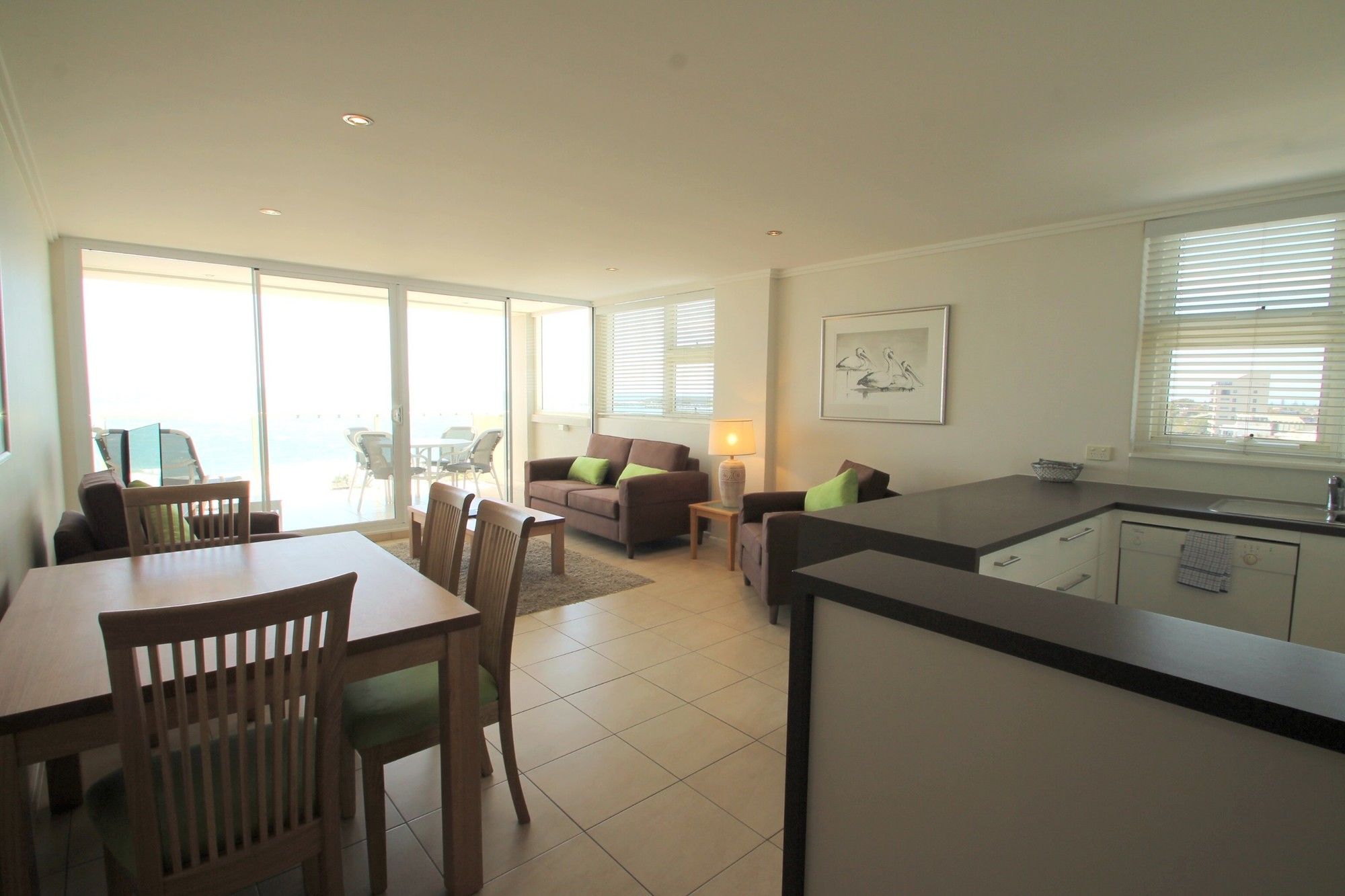 84 The Spit Holiday Apartments
