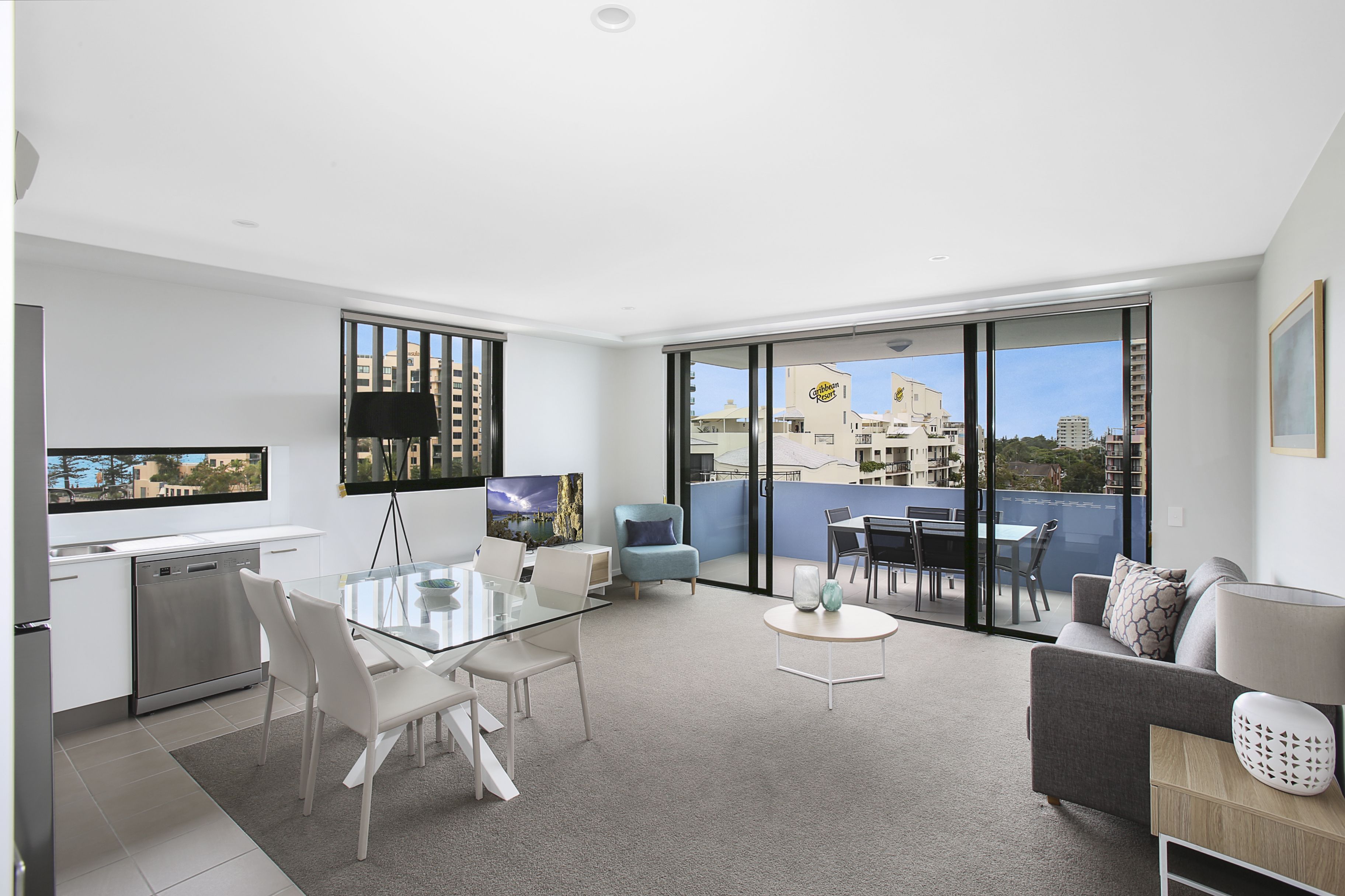 Direct Hotels – Sea Breeze Mooloolaba