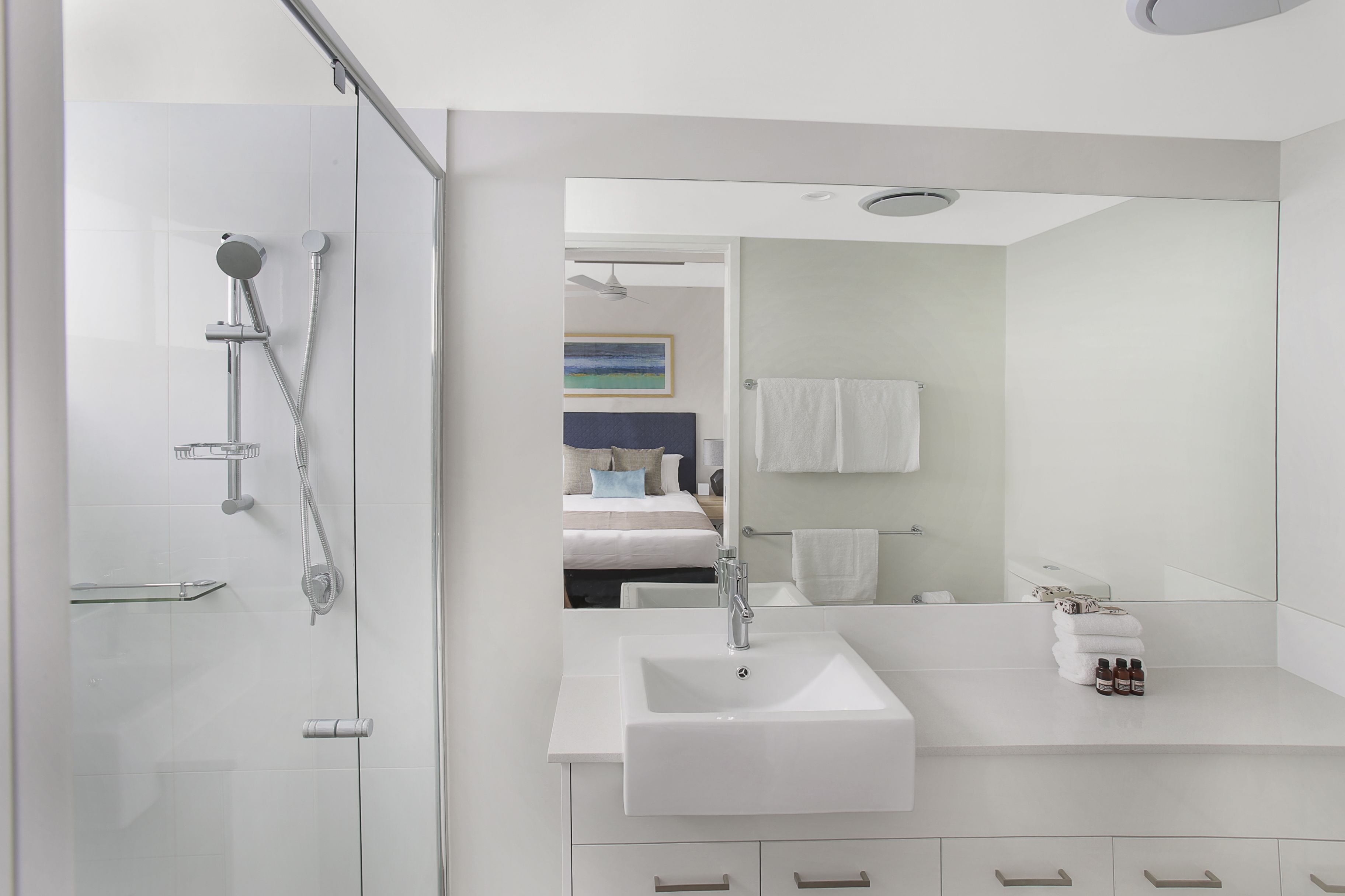 Direct Hotels – Sea Breeze Mooloolaba