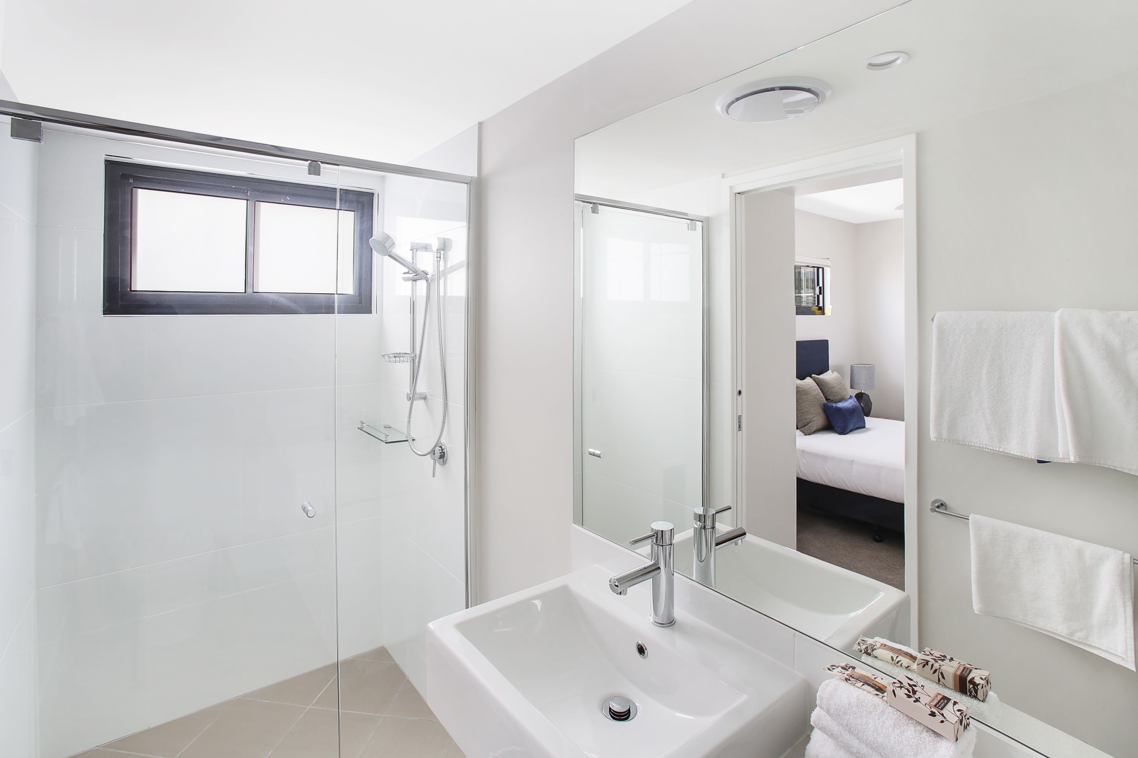 Direct Hotels – Sea Breeze Mooloolaba