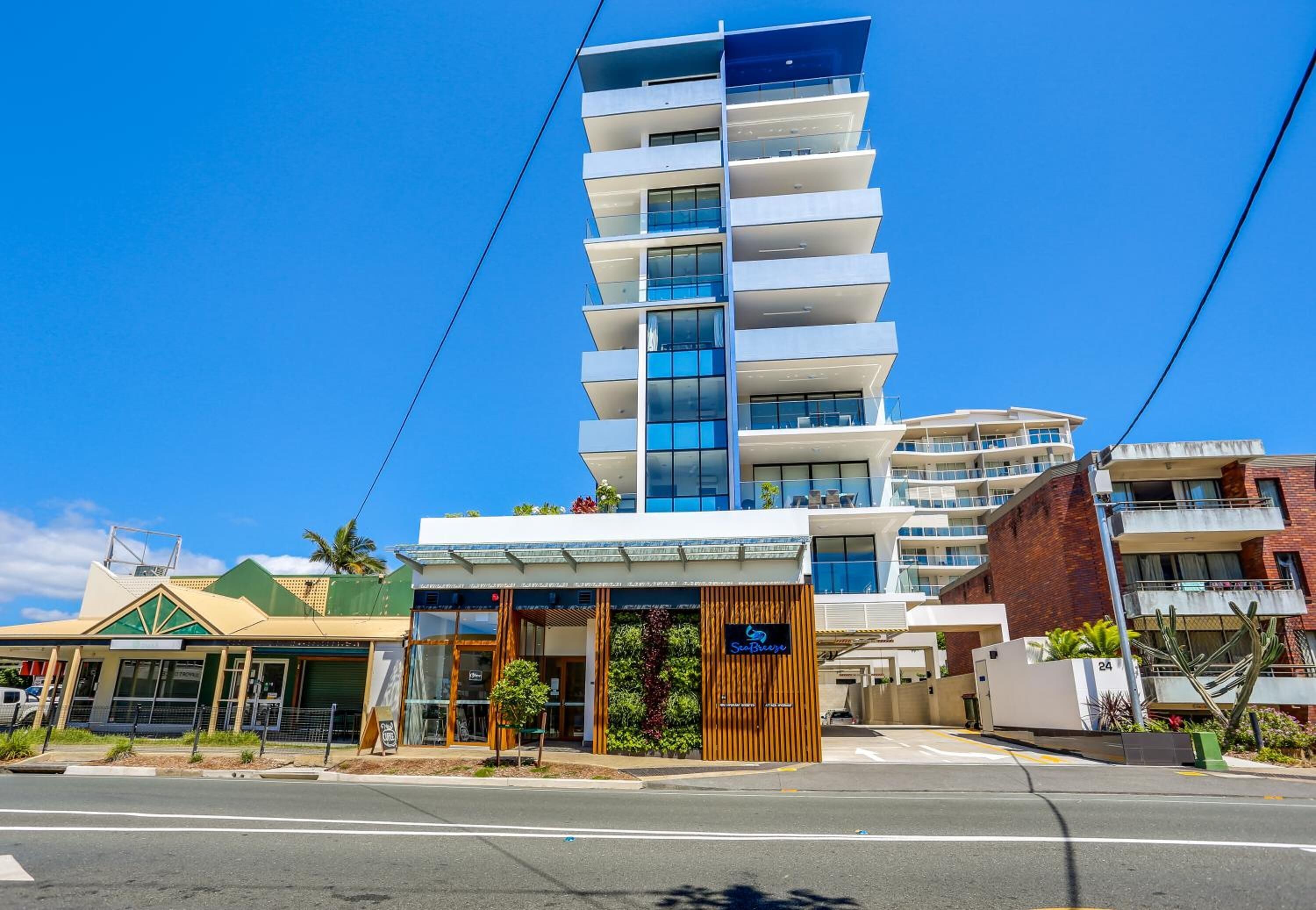 Direct Hotels – Sea Breeze Mooloolaba