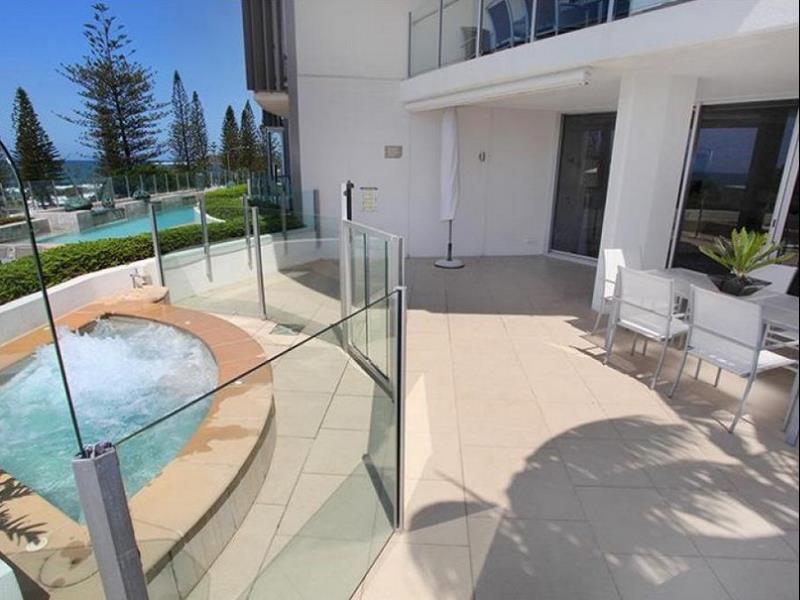 Oceans Mooloolaba Beach