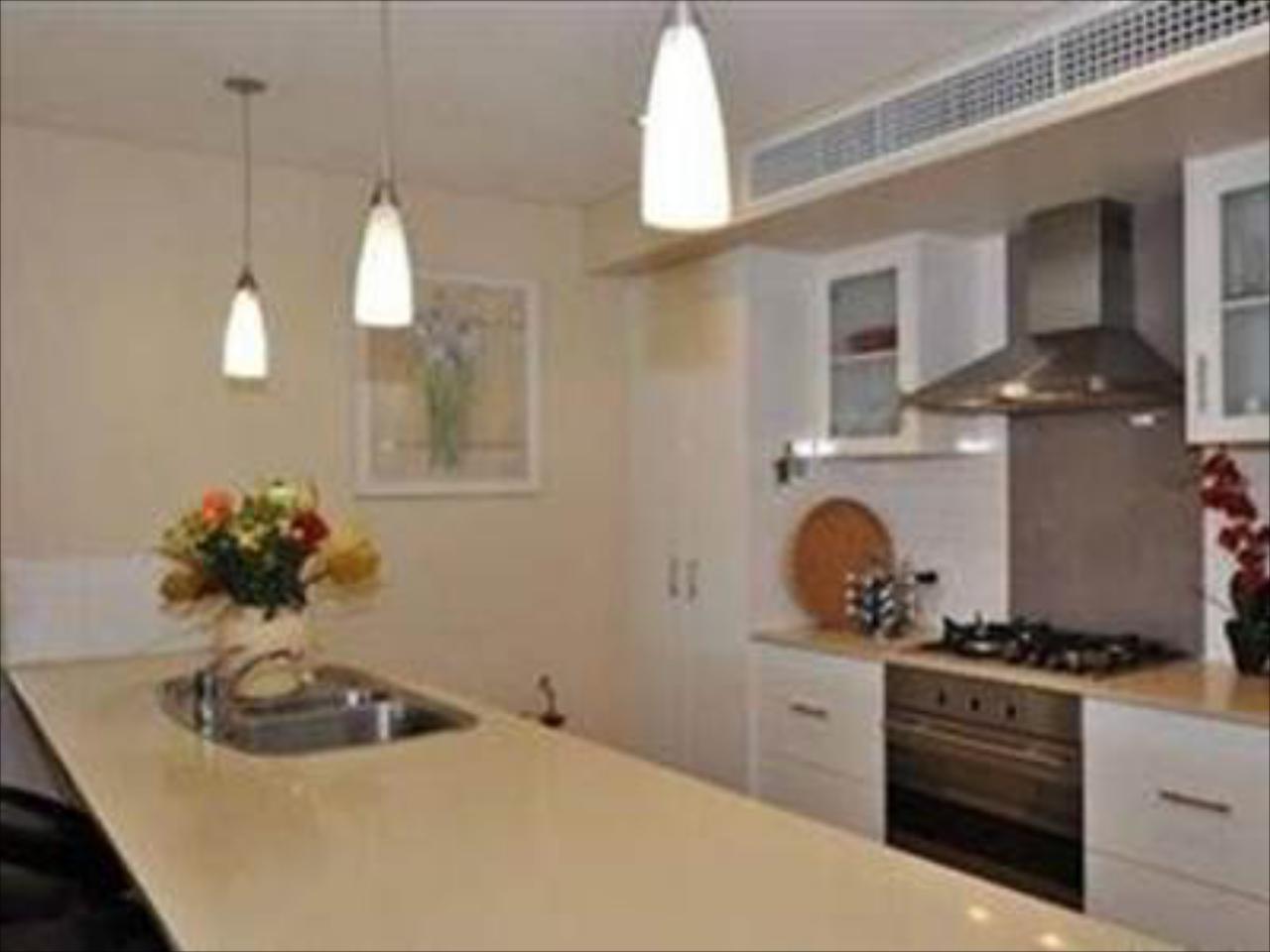 Spinnaker Apartments