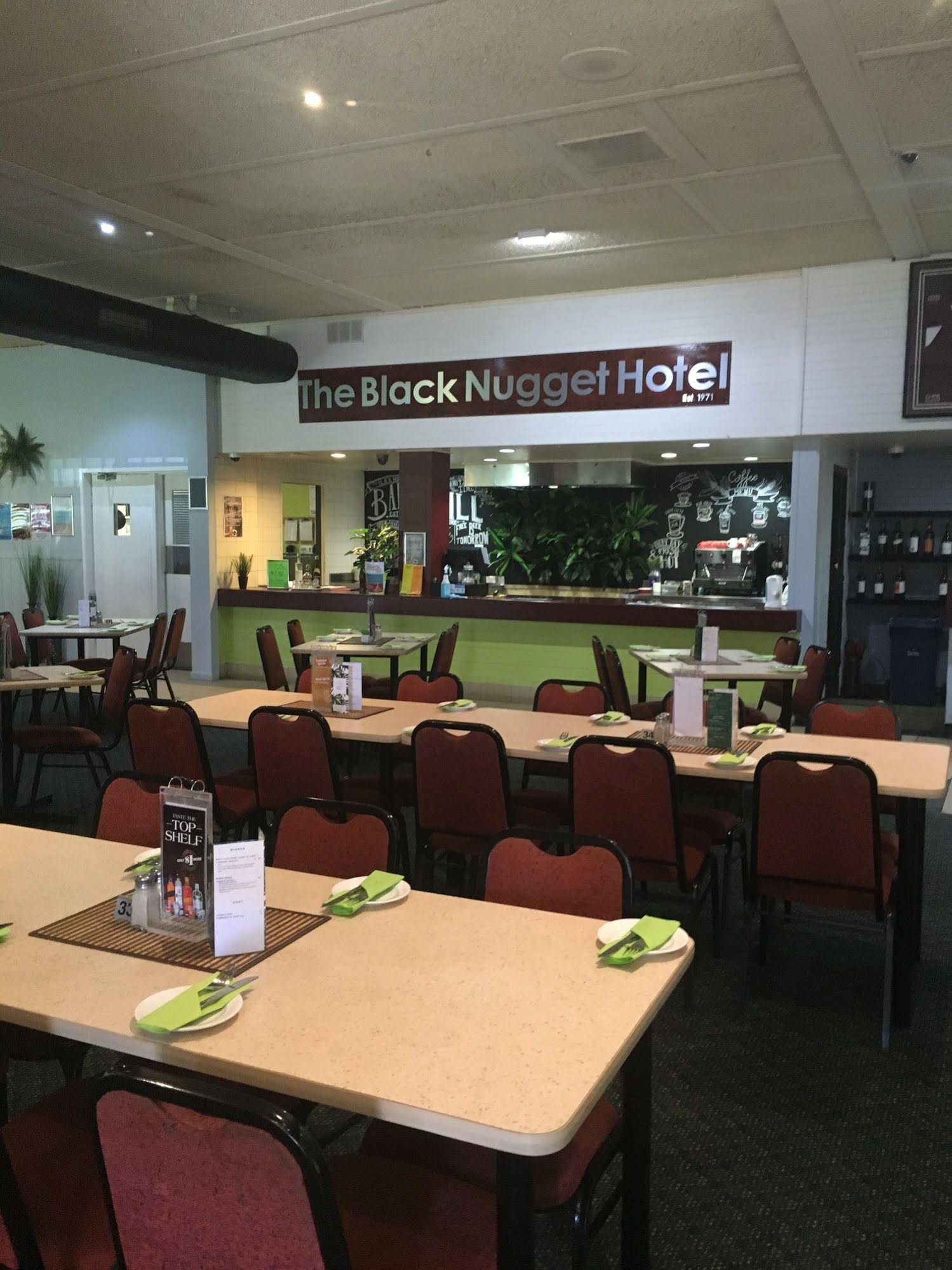 Black Nugget Hotel Motel