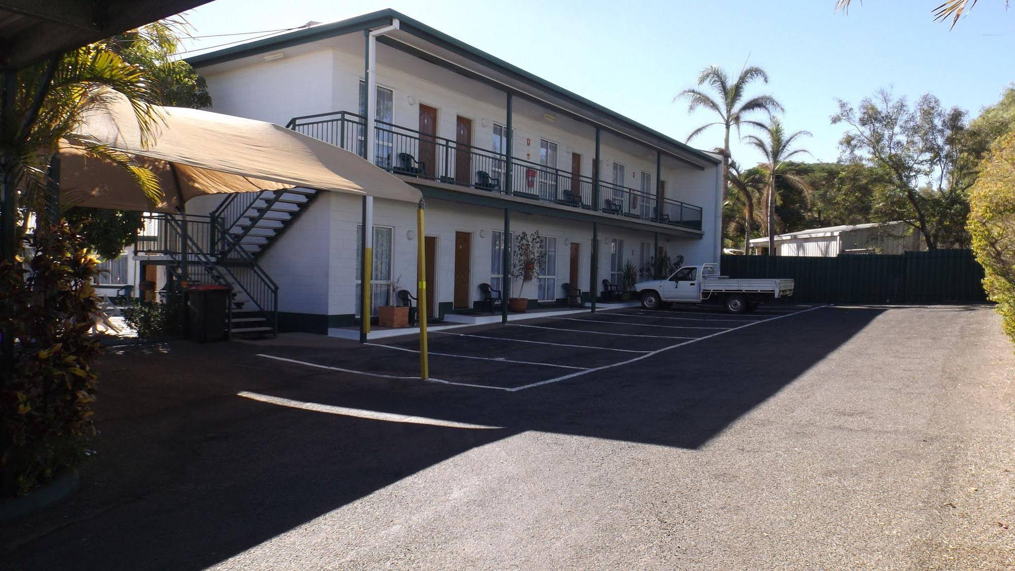 Central Point Motel