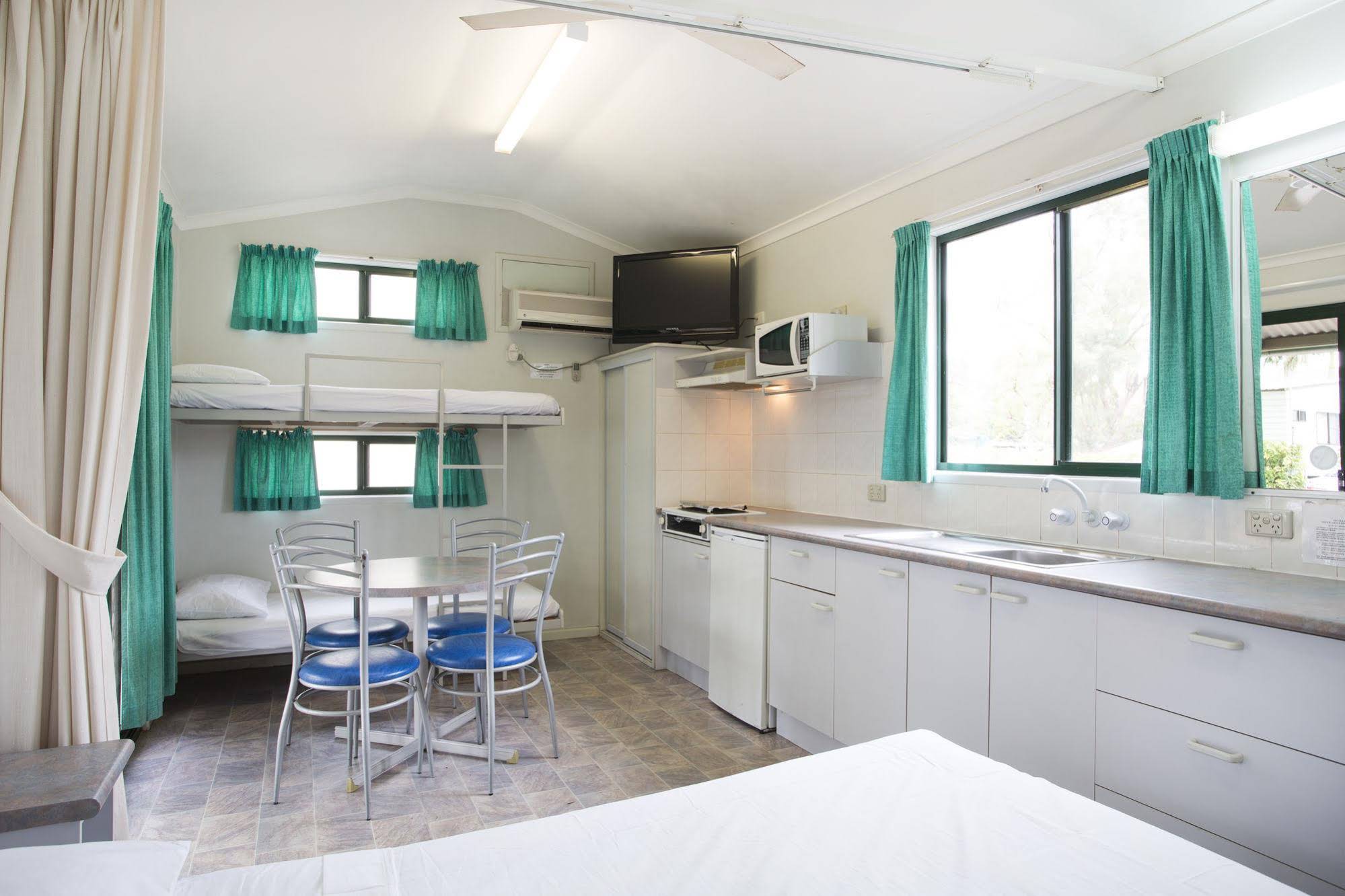 Argylla Holiday & Caravan Park
