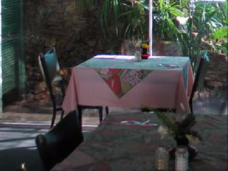 Inland Oasis Motel