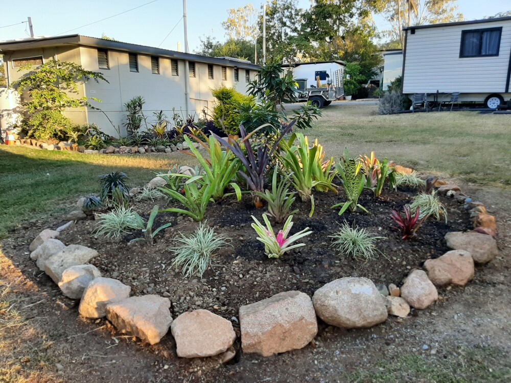 Mount Larcom Tourist Park