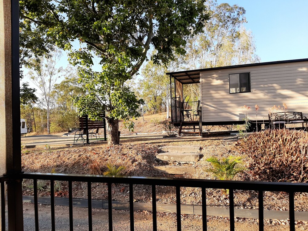 Mount Larcom Tourist Park