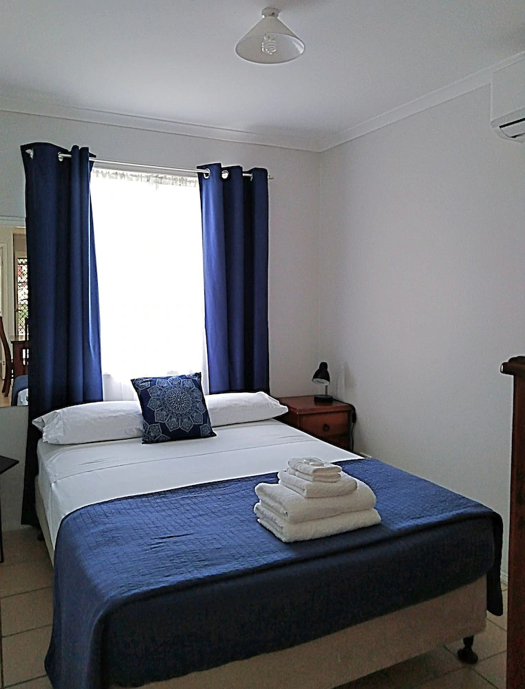 Mount Larcom Tourist Park