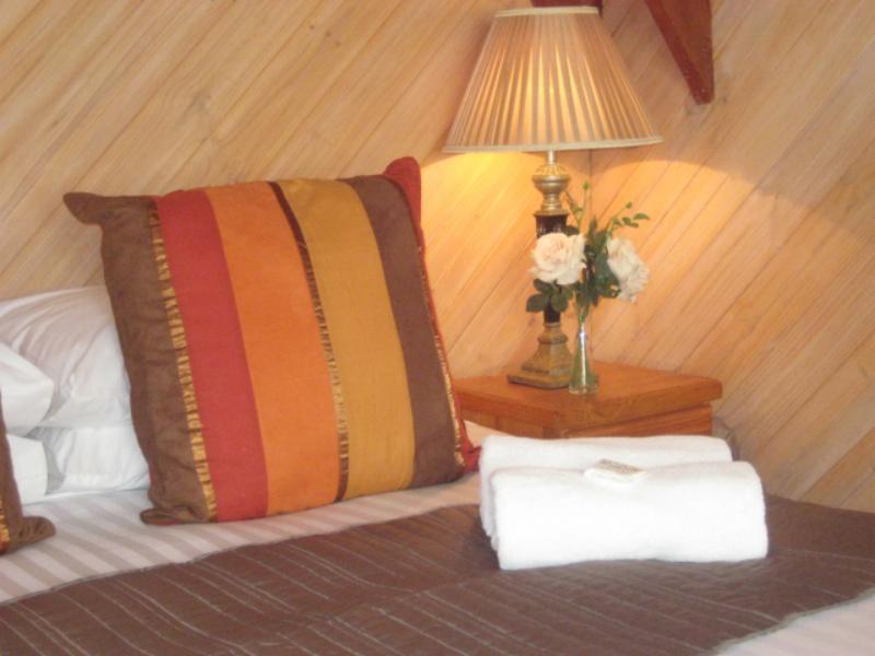 Mt Tamborine Stonehaven Guest House