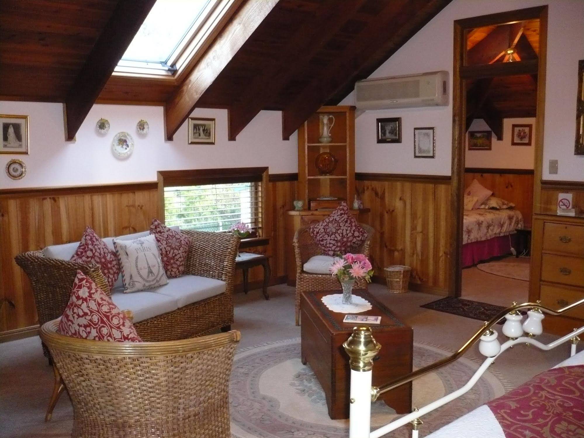 Sandiacre House B & B
