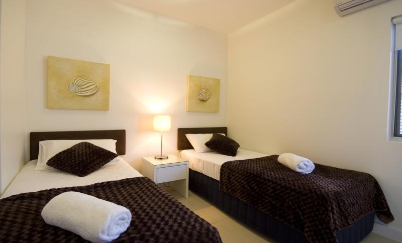Beachside Magnetic Harbour Apartments