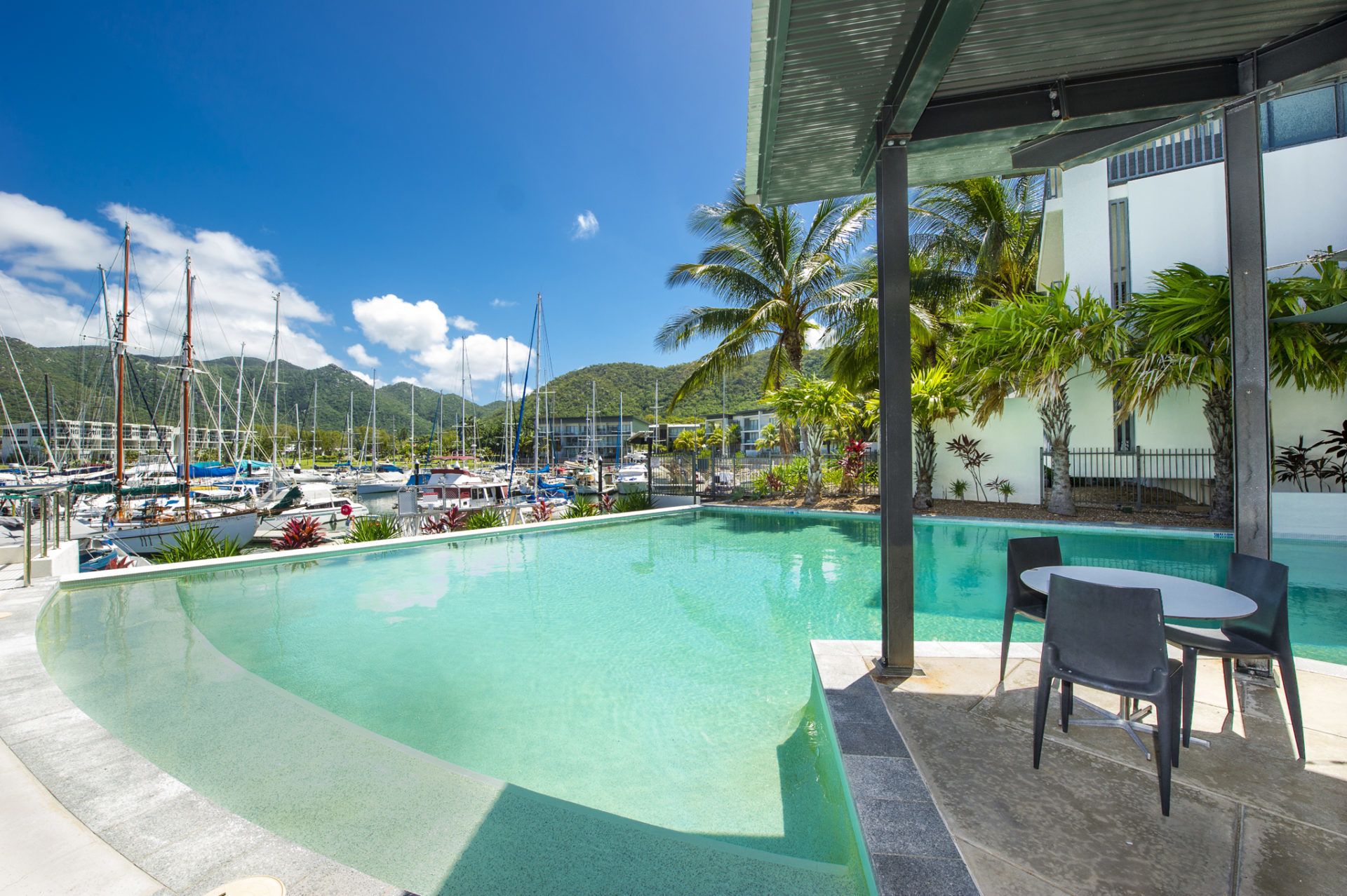 Blue On Blue Superior Studio Room